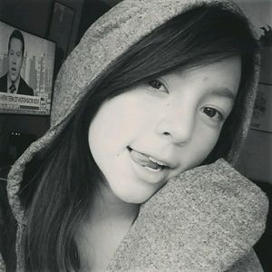 Meet your Posher, Gabrielle